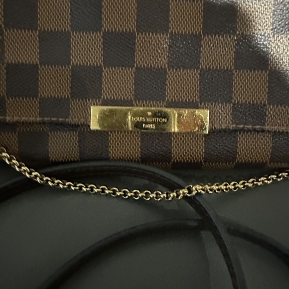 Louis Vuitton Favorite PM - Picture 7 of 14